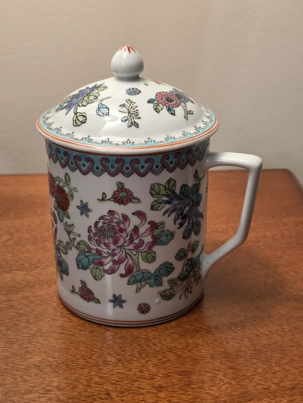 Chinese Porcelain Mug